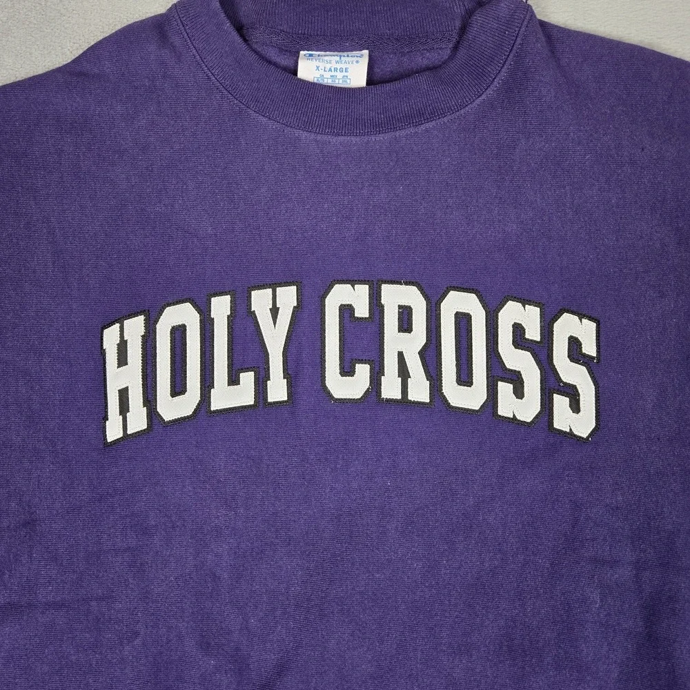 Vintage Champion Reverse Weave Holy Cross College Sweatshirt Adult XL Purple Y2k